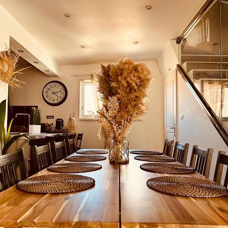 Maison De Village Ecusson - Logement Entier - 160M2 - 4Chambres - Centre Ville - Terrasse - Climatise Nîmes Kültér fotó